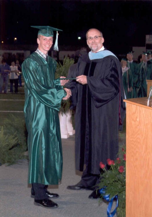 diploma.thumb.jpg.474342a94943818fd9b59f7b6fbc3ec4.jpg