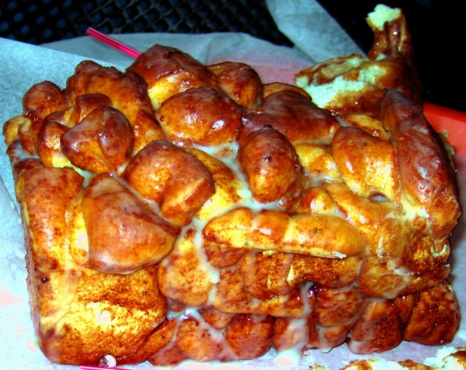 donut-friar-cinnamon-bread.thumb.jpg.4720a4debf04d74c48eabe75203c9014.jpg