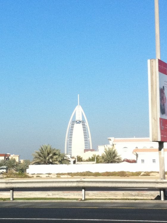 dubai_024.thumb.jpg.4903bb615eb9735adb5ec30bc1a590c3.jpg