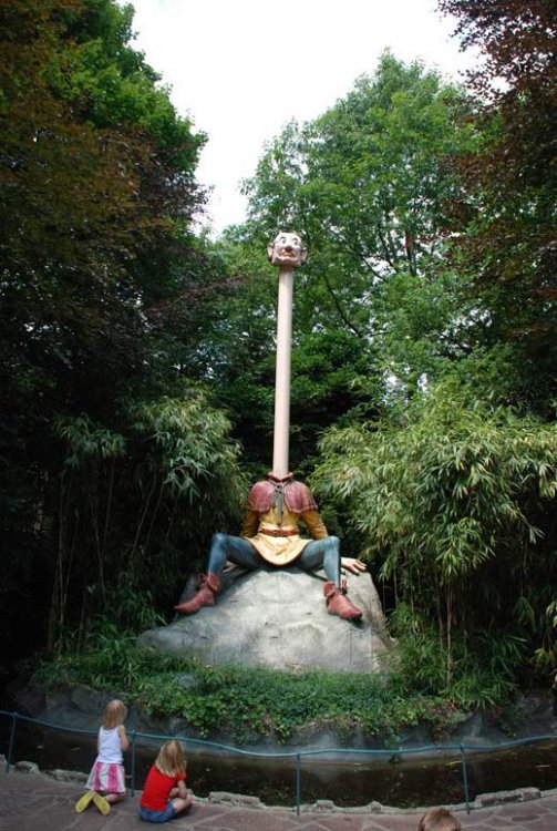 efteling_25.thumb.jpg.f43ab9c8847169a710b9879b88d97532.jpg