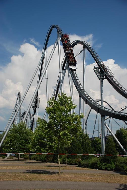 europapark27.thumb.jpg.8edcce340bac4eb8edf8664a84ff978d.jpg