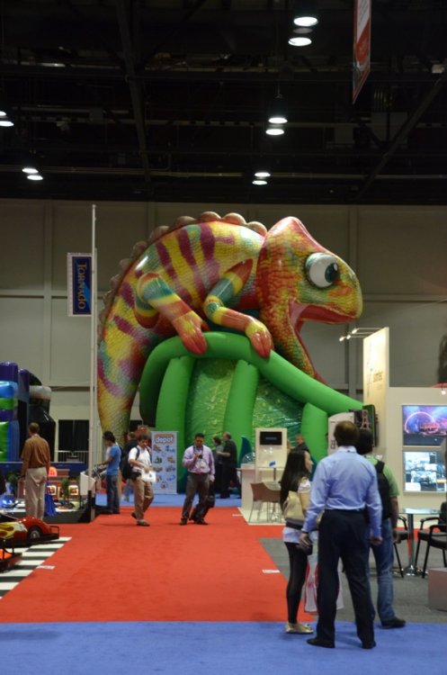iaapa_hanno_006.thumb.jpg.3d9696f4c8f58643f85be8a448d84a01.jpg