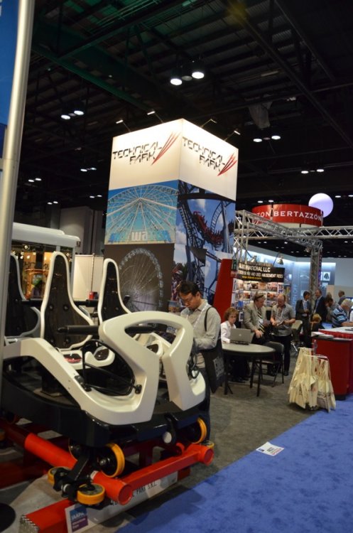 iaapa_hanno_048.thumb.jpg.6c2ab6e6cb3e43376dfb31fc1c336c35.jpg