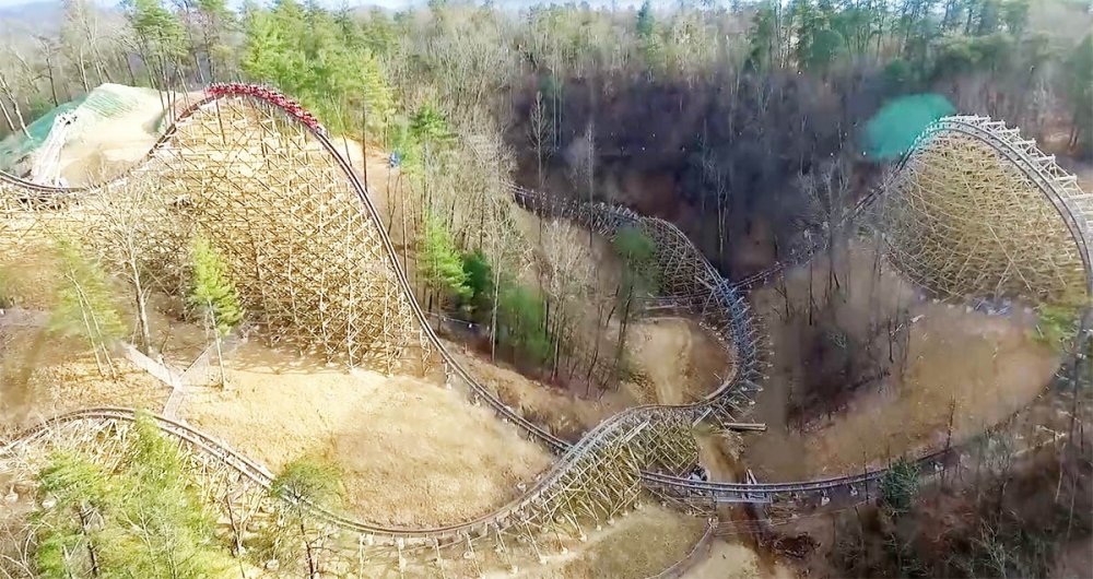 lightning-rod-dollywood-testing-video.thumb.jpg.578f266472fc6566941b39a36fb9909a.jpg