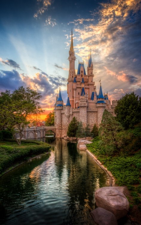 mk_castlesunset-X2.thumb.jpg.00010c8a06fcab8df42869787fb9e23e.jpg