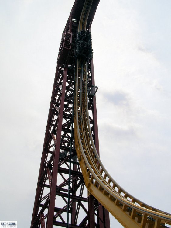 ms-xcoaster001.thumb.jpg.d45976c9c97ceb11a8e80ee6ceeff647.jpg