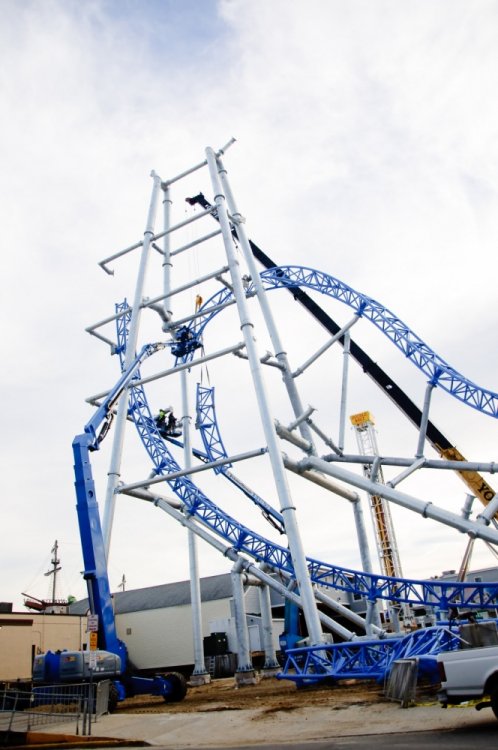 rollercoaster-10-of-14-1140x1716.thumb.jpg.5cc888468a3c69b5e357d9fe82b19aac.jpg