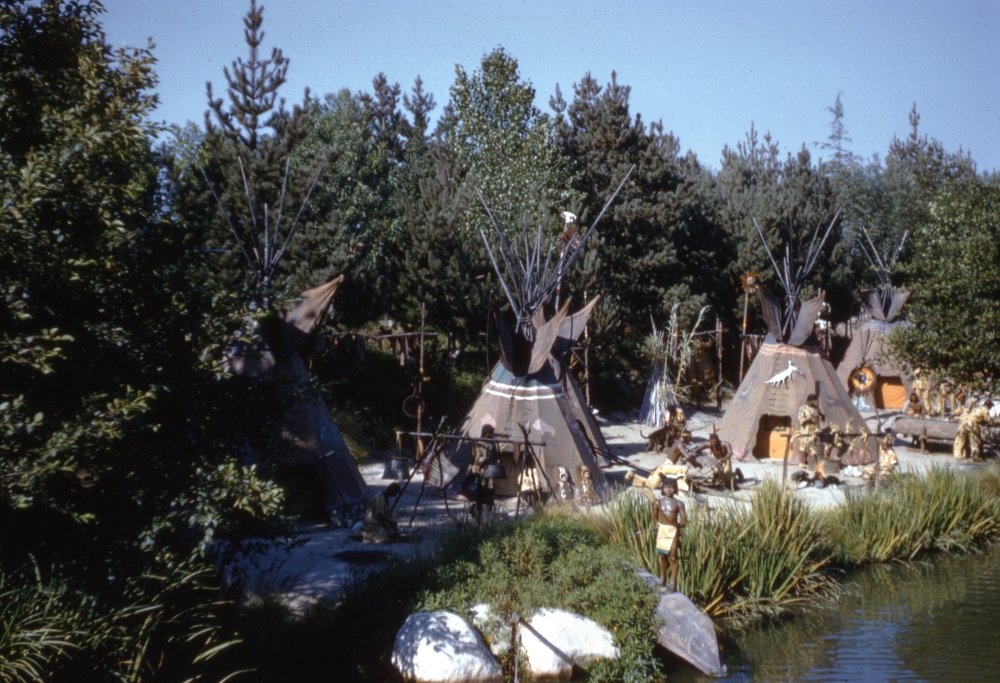 tomsawyer_indians.thumb.jpg.b0507aa6e8bc146cc4a907a5efe01634.jpg