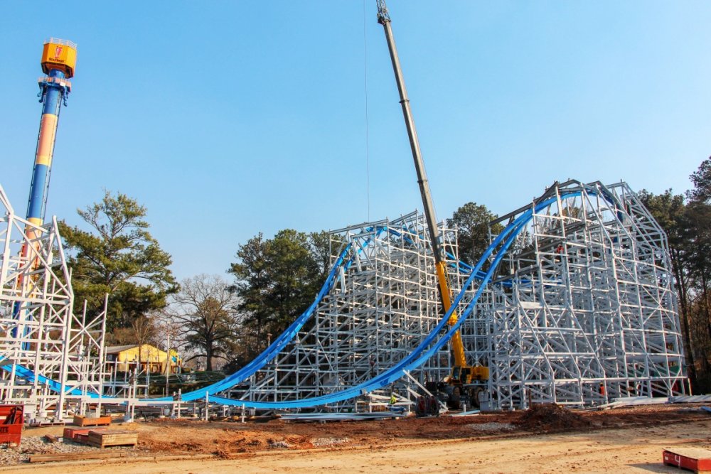 twisted_cyclone_construction_mar_7_12.thumb.jpg.a14e610d7f283c57306b7214f2a3b174.jpg