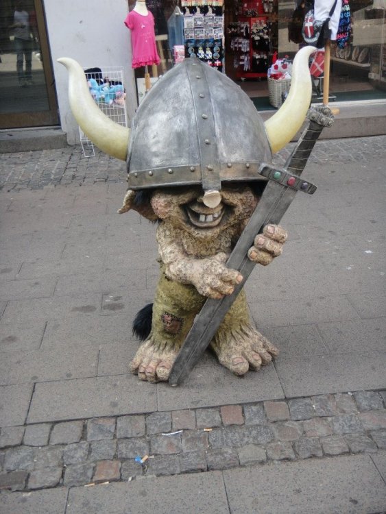 vikingtroll.thumb.jpg.f83c01f07fbd867556399111e9b2eef8.jpg