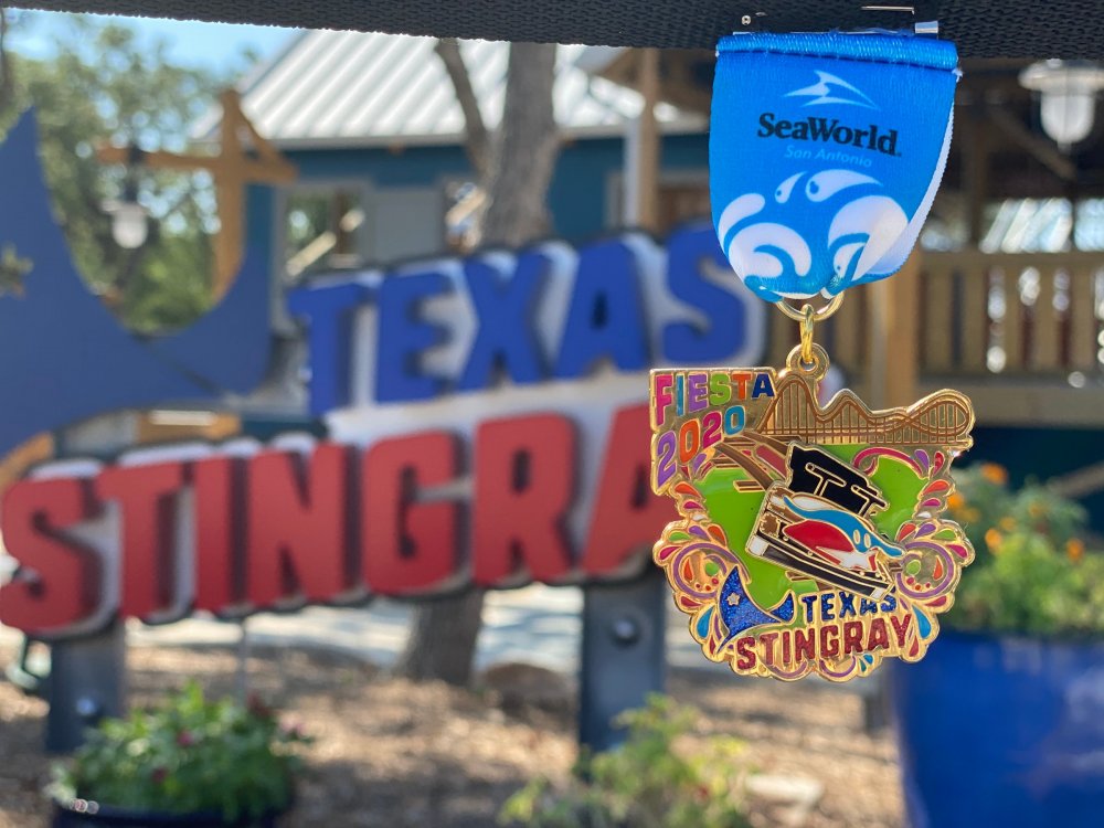 SeaWorld 2020 medal.jpg