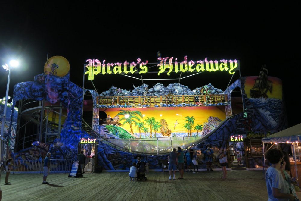 1628584191_PiratesHideawayExterior.thumb.JPG.2a7d4314a441a293135645913406b290.JPG
