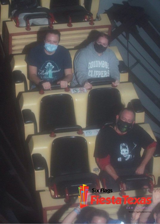 452702823_SixFlags-id250166594-2.thumb.jpg.398a3724ec8d9a2749a3104991b8bf8b.jpg