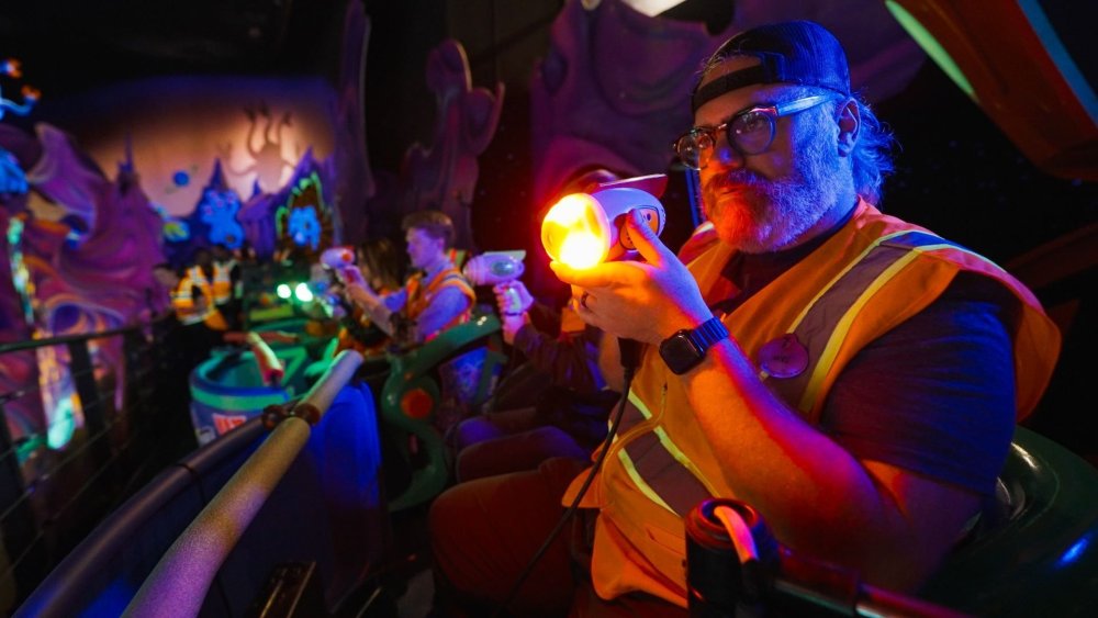 2025-WDI-Buzz-Lightyear-Space-Ranger-Spin-1.thumb.jpg.3e60ea2adbd46d331b3778c20a654932.jpg