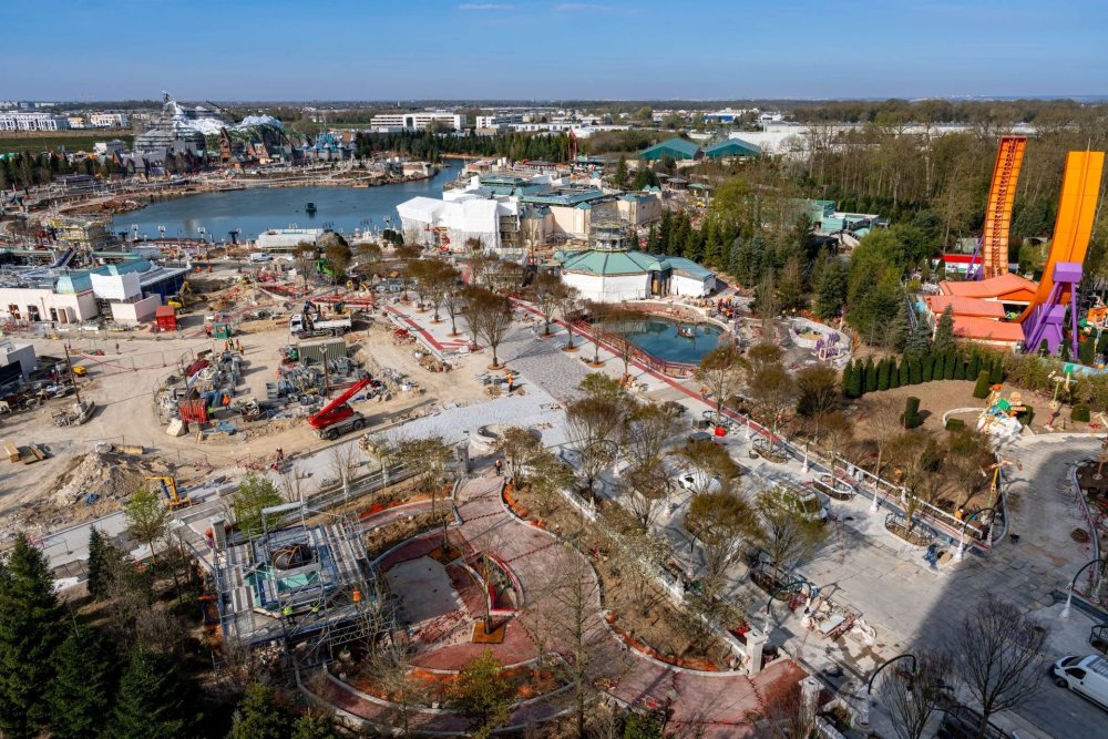 2025-DLP-Releases-Construction-Updates-Disney-Adventure-World-and-More-Adventure-Way-5.thumb.jpg.79d01dc9db455342d67d6d5c49ccca9d.jpg