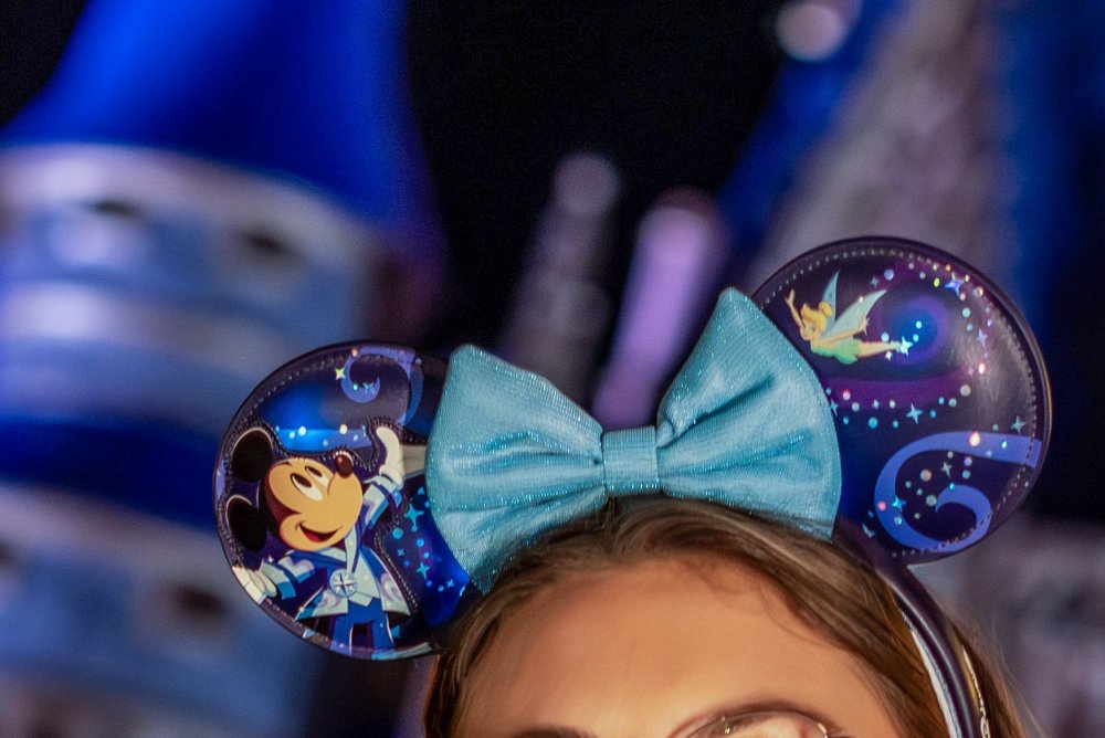 Disney-Starlight-Light-Up-Mickey-Ears.thumb.jpg.3521d383dd6dde489813ee66e2b617d8.jpg