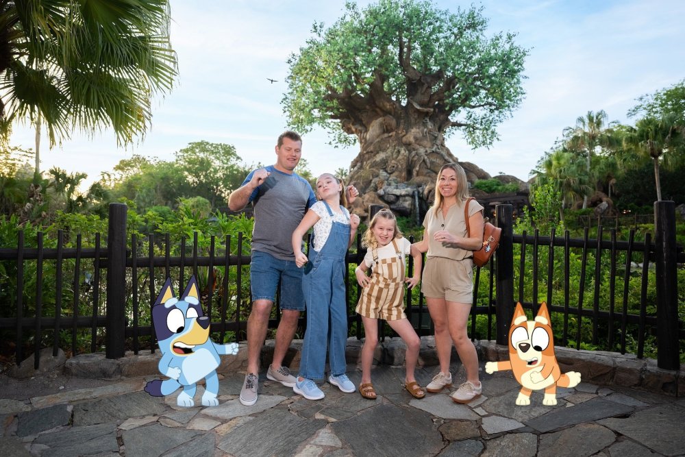 2026-WDW-Bluey-Animal-Kingdom-7.thumb.jpg.4297c98416924a9a9f16abc5803599a6.jpg
