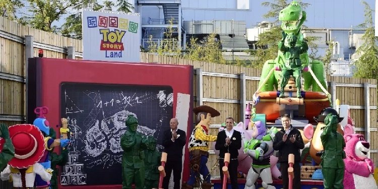 Toy Story Land Coming to Shanghai Disney!