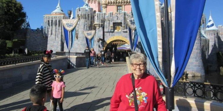 The Campbell Bros. Take Their Mom to Disney!