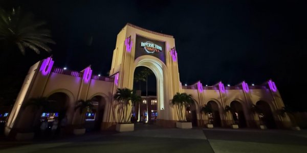 Universal Orlando Celebrates Their Passholders!